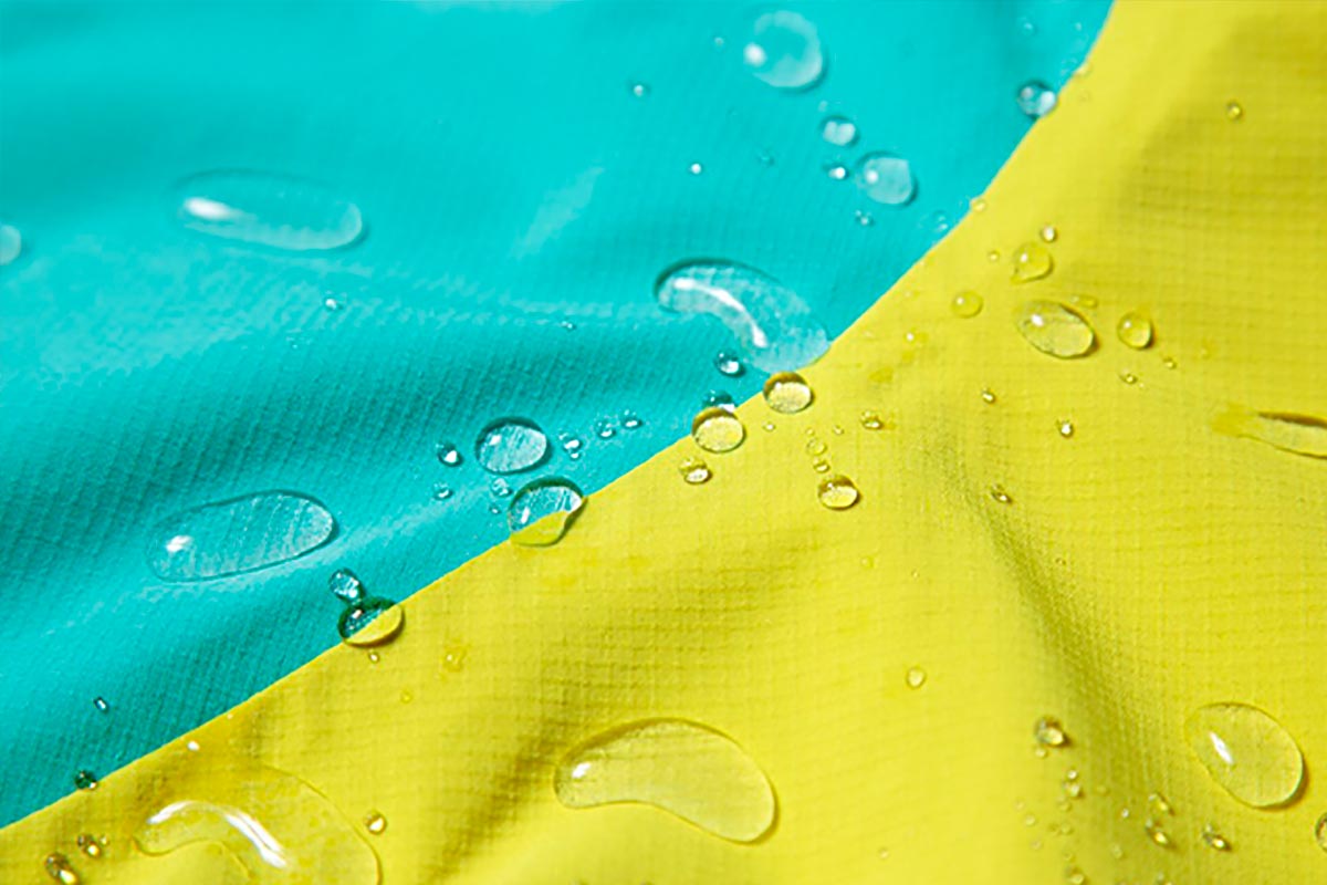 Revestimientos impermeables y transpirables